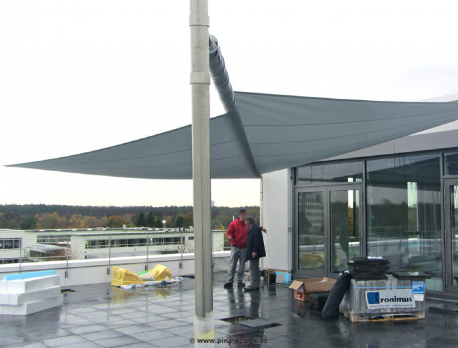Karlsruhe - Sonnensegel auf Dachterrasse 