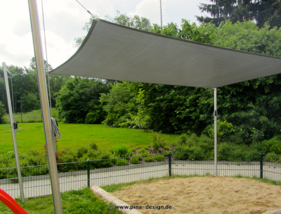 Sonnensegel feststehend Hessisch Lichtenau 4M I. graues Segel über eine Sandkasten