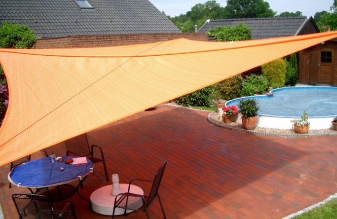 Bielefeld III. – Sonnensegel Gartenterrasse