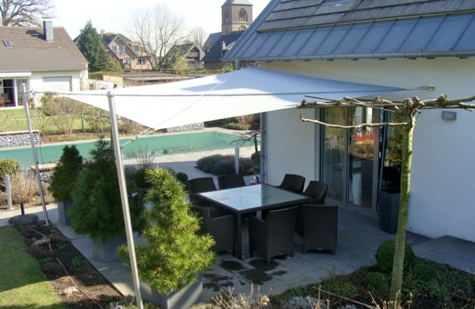 Duisburg – Sonnensegel Terrasse