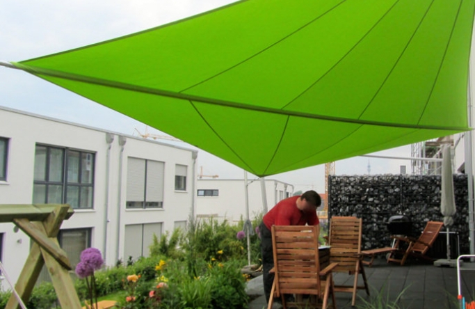 Dortmund  – Sonnensegel auf Terrasse