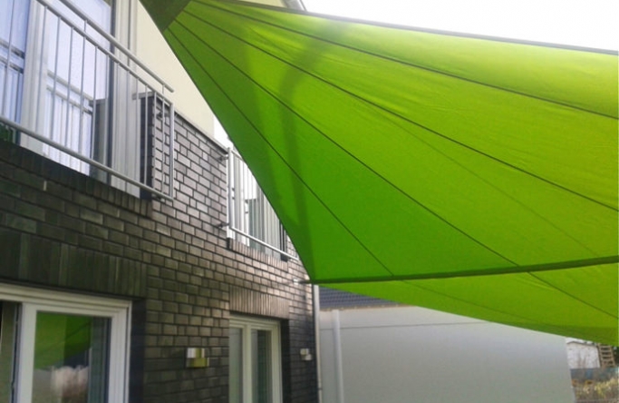 Krefeld Sonnensegel auf Terrasse
