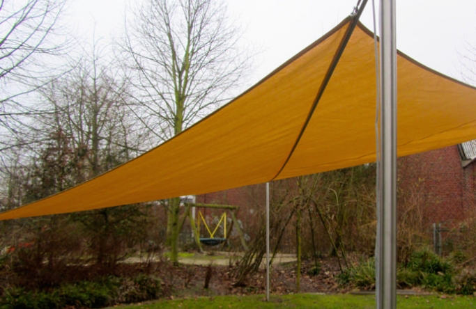 Münster Kita  - Sonnensegel für Spielfläche