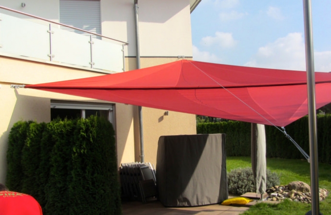 Oerlinghausen - Sonnensegel über Terrasse