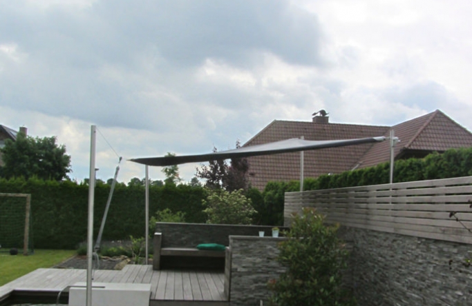 Ahaus Sonnensegel über Gartenterrasse/ Lounge