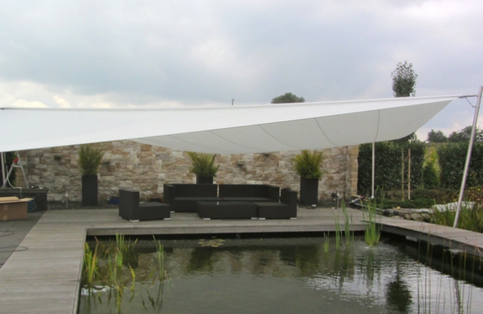 Nottuln - Sonnensegel am Pool